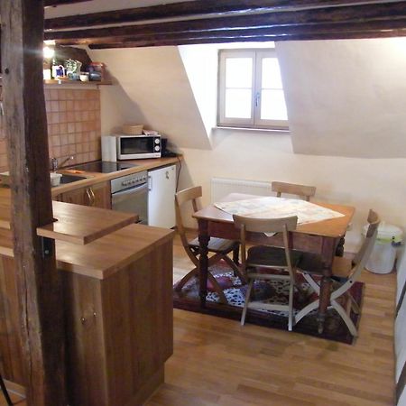 Historisches Haus Im Herzen Von Monschau Rum bild