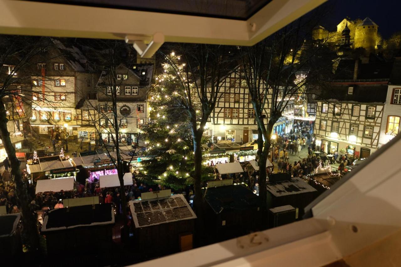 Historisches Haus Im Herzen Von Monschau Exteriör bild