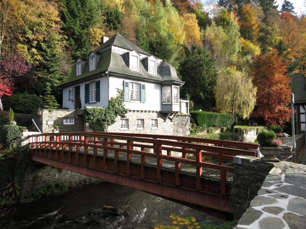 Historisches Haus Im Herzen Von Monschau Exteriör bild