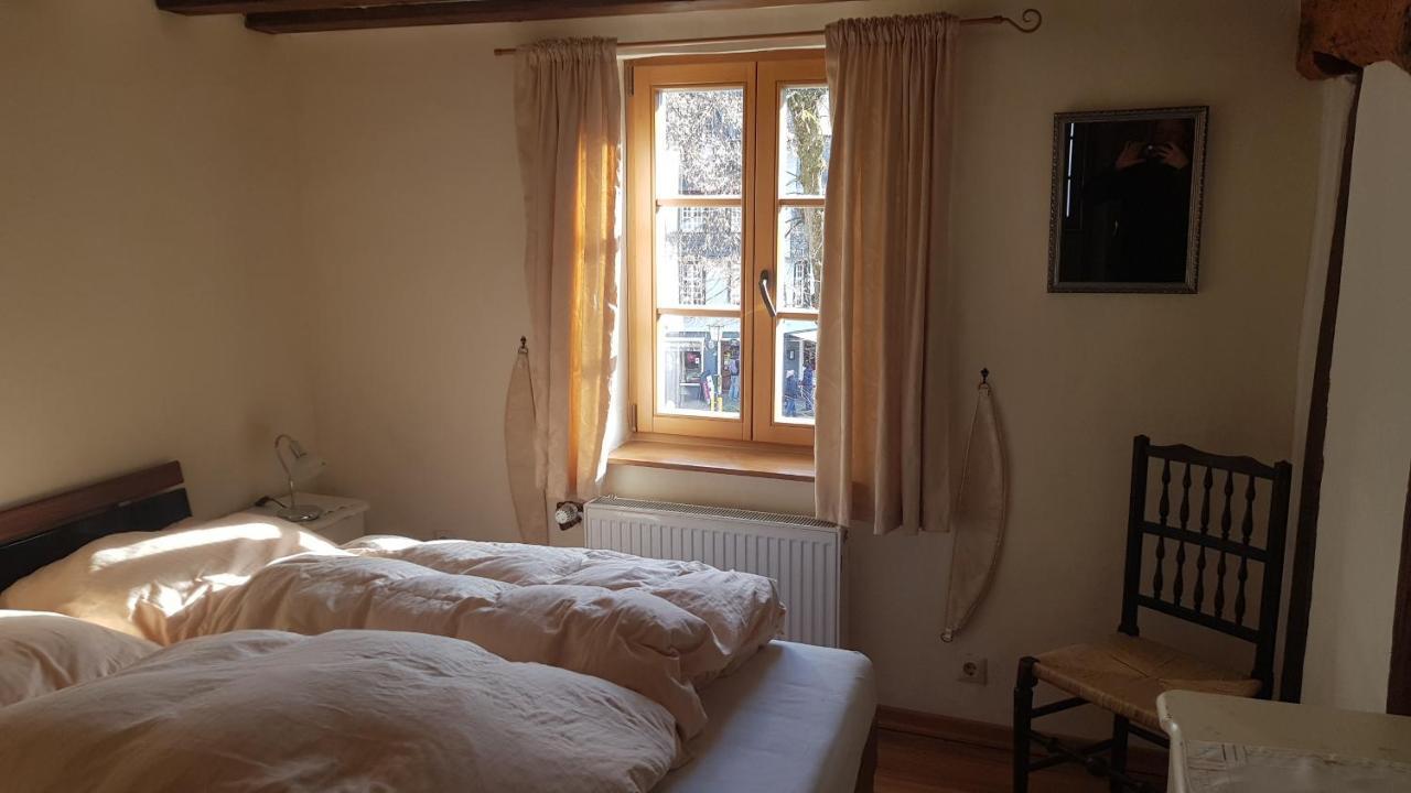 Historisches Haus Im Herzen Von Monschau Exteriör bild