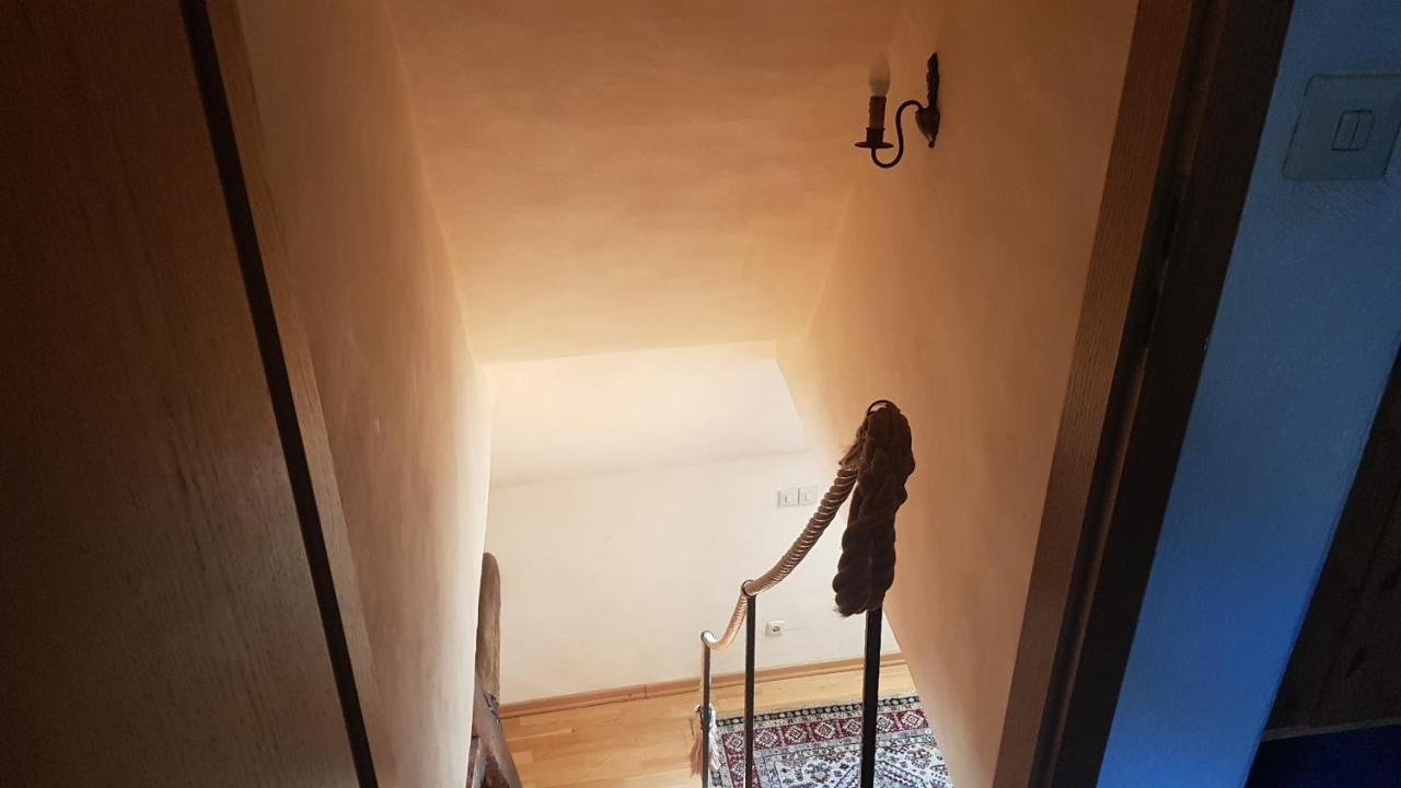 Historisches Haus Im Herzen Von Monschau Exteriör bild