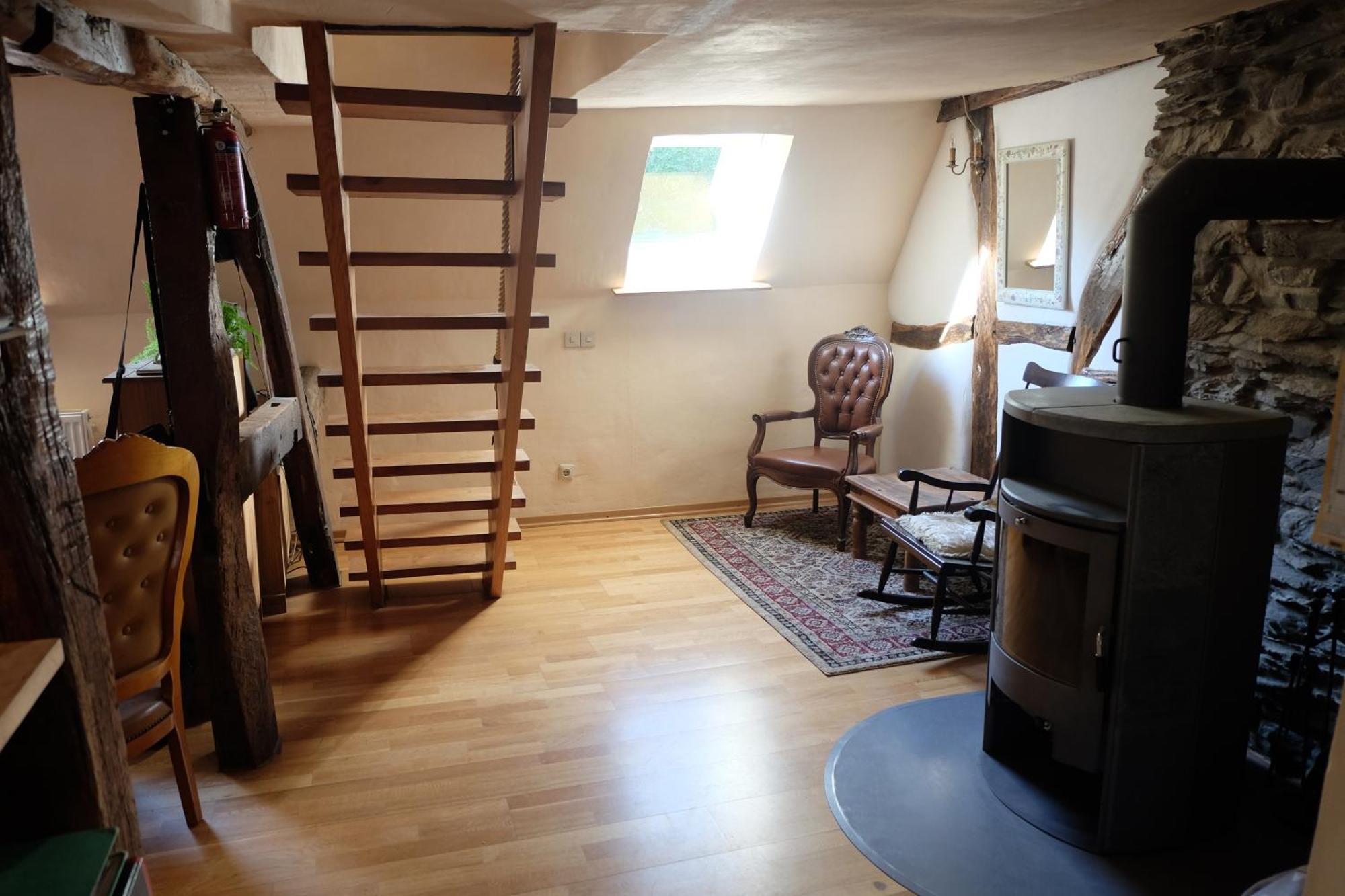 Historisches Haus Im Herzen Von Monschau Rum bild